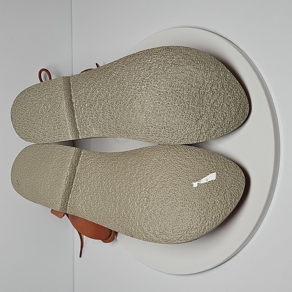 Free People Tan Leather Sandals - Picture 15 of 15